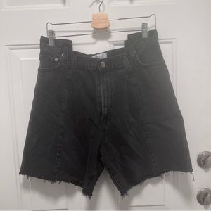 NWOT Agolde Pieced Angled Short Size 28 in Black